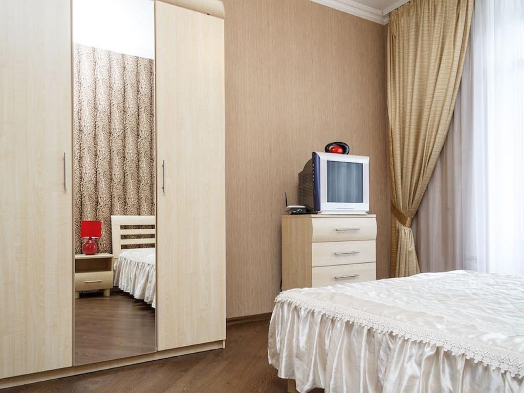Apartments On Lermontova Zaporizhia エクステリア 写真